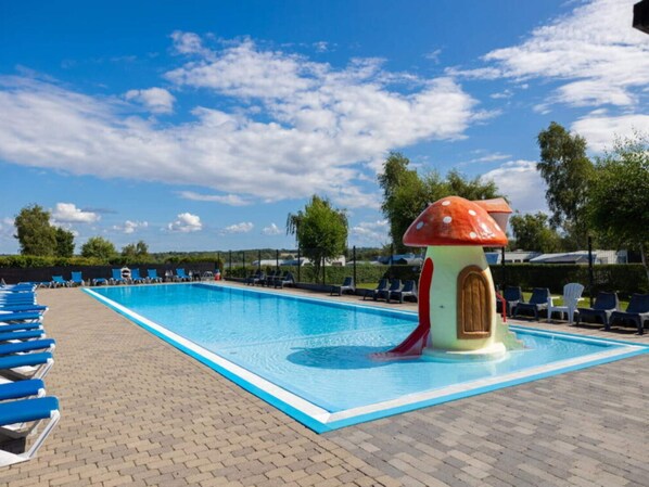 Hus | Pool