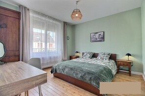 4 bedrooms, iron/ironing board, WiFi, bed sheets - House in the Gulf of Morbihan (Auray)