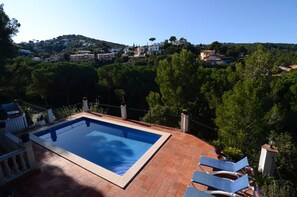 Villa | Exterior
