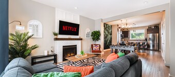 Jungle themed house for groups up to 13