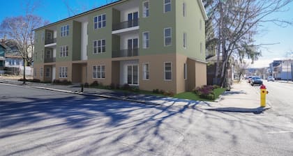 New furnished 1-BR apt w/ patio, 8 mins to UPMC Altoona, 10 mins to PSU Altoona