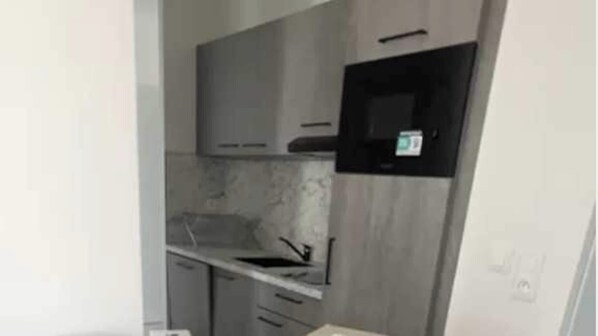 Apartment | Private kitchen