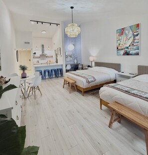 1 chambre, fer et planche à repasser, Wi-Fi, draps fournis