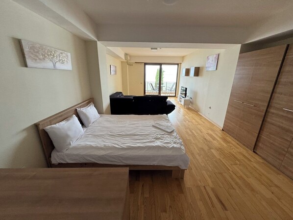 1 chambre, chambres insonorisées, fer et planche à repasser, Wi-Fi