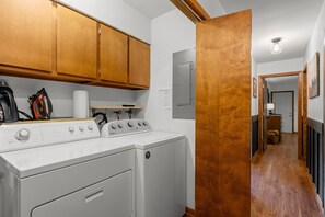 Interior - Tranquil - North Porch Cottage - New AC - KING & QUEEN beds (Ellison Bay)