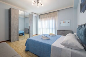 3 Schlafzimmer, Bügeleisen/Bügelbrett, WLAN, Bettwäsche