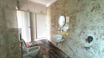 Design Villa | Bathroom