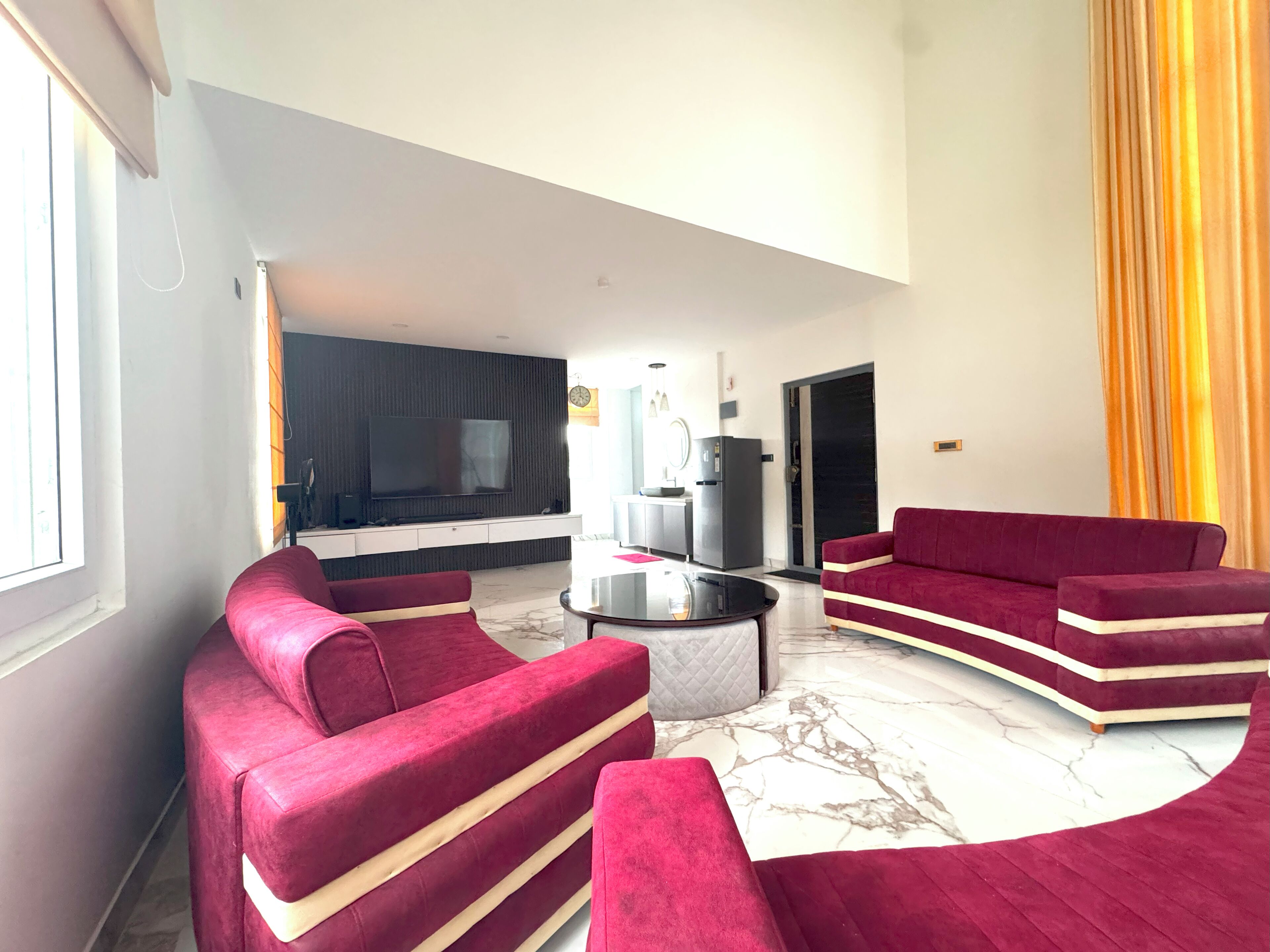 Design Villa | Living area | Flat-screen TV