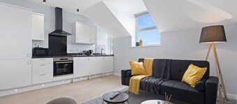 Modern Apartment Double Room Free Parking Suite 10