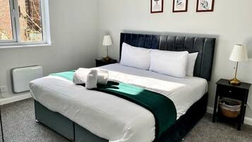 1 bedroom, iron/ironing board, internet, bed sheets