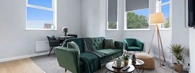 Modern Apartment Free Parking |Double Room Suite 5