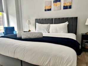 1 bedroom, iron/ironing board, internet, bed sheets