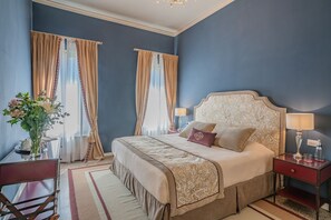 2 bedrooms, iron/ironing board, Internet, bed sheets