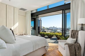 2 chambres, fer et planche à repasser, accès Internet, draps fournis