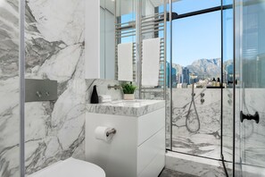 Haartrockner, Handtücher