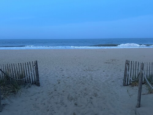 Our Shorebird Way-Brand New Family-Friendly, 4 bedroom Home by the Shore