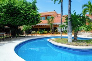Udendørs pool