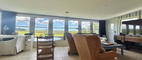 スマートテレビ