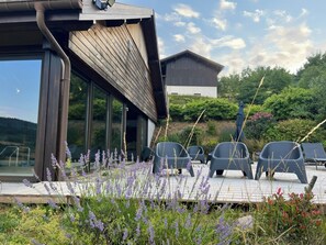 Terrace/patio - High-end BEL'M'Amiral for 15 people, magnificent view and indoor swimming pool (Fresse-sur-Moselle)