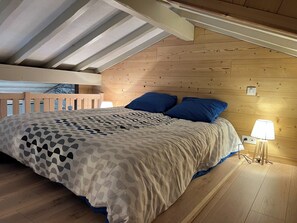 6 chambres, fer et planche à repasser, Wi-Fi, literie fournie