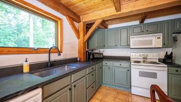 Frigorífic, microones, forn i placa de cuina