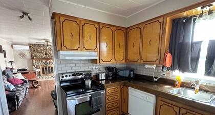 Spacious & Charming Lakeview Home – Perfect for Families & Getaways