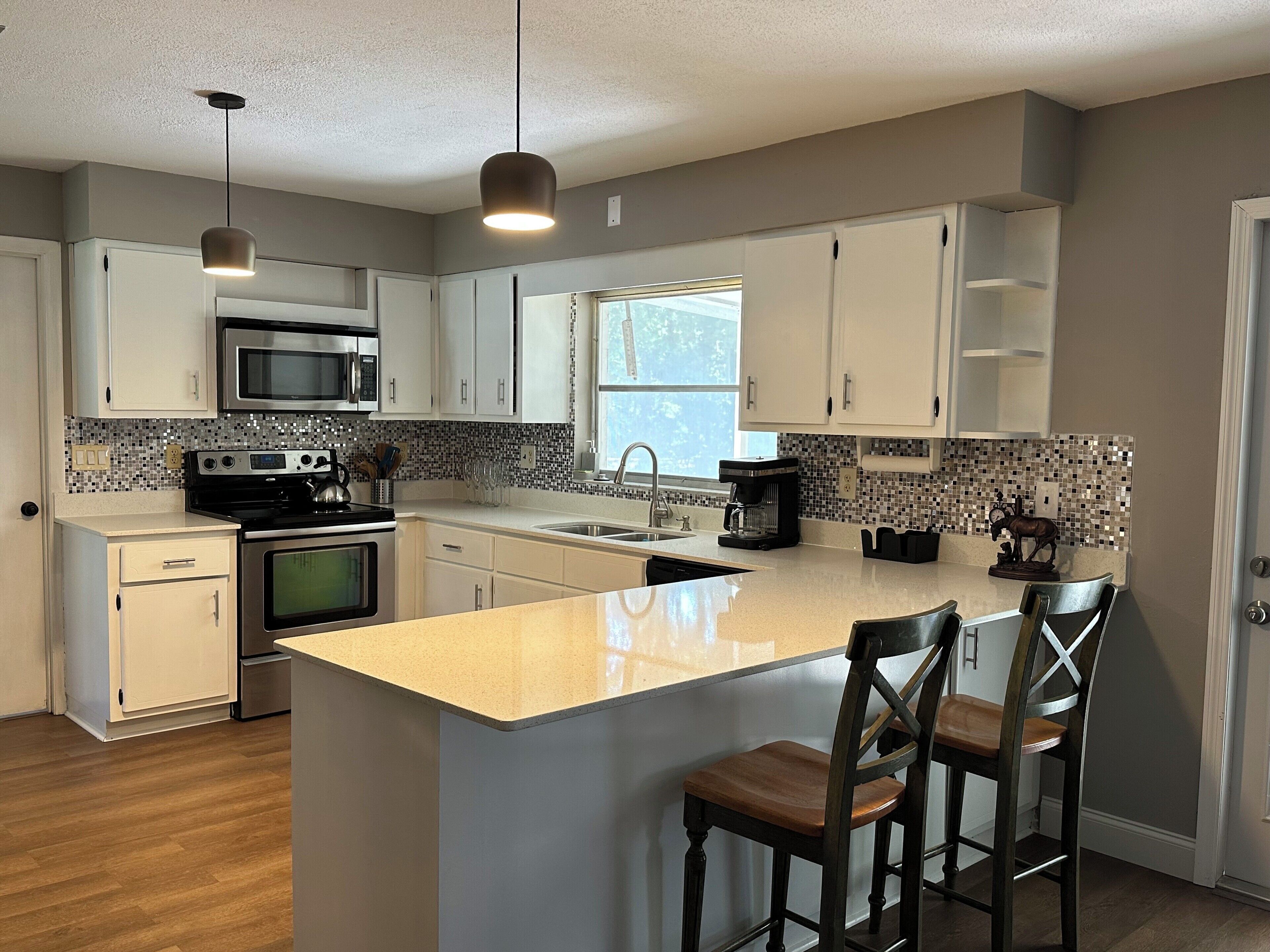 Microwave, oven, stovetop, dishwasher