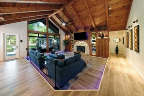 Interior - ~3 Bed House Next to KP Hole & Rainbow Springs ~19mi WEC ~Family & Dog Friendly~ (Dunnellon)