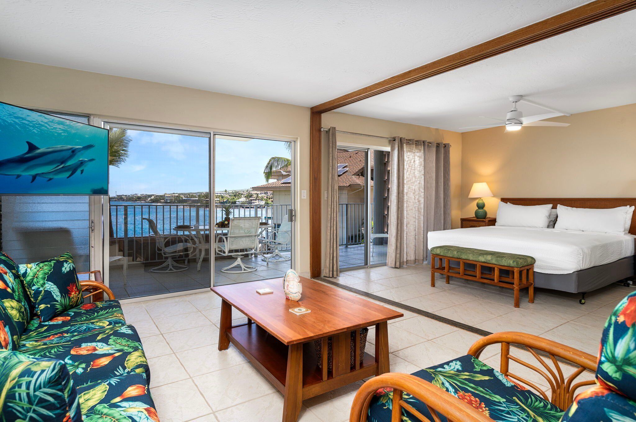 Condo, nhiều giường, lanai, quang cảnh biển (Alii Villas 329) | 2 phòng ngủ, trang trí khác biệt 