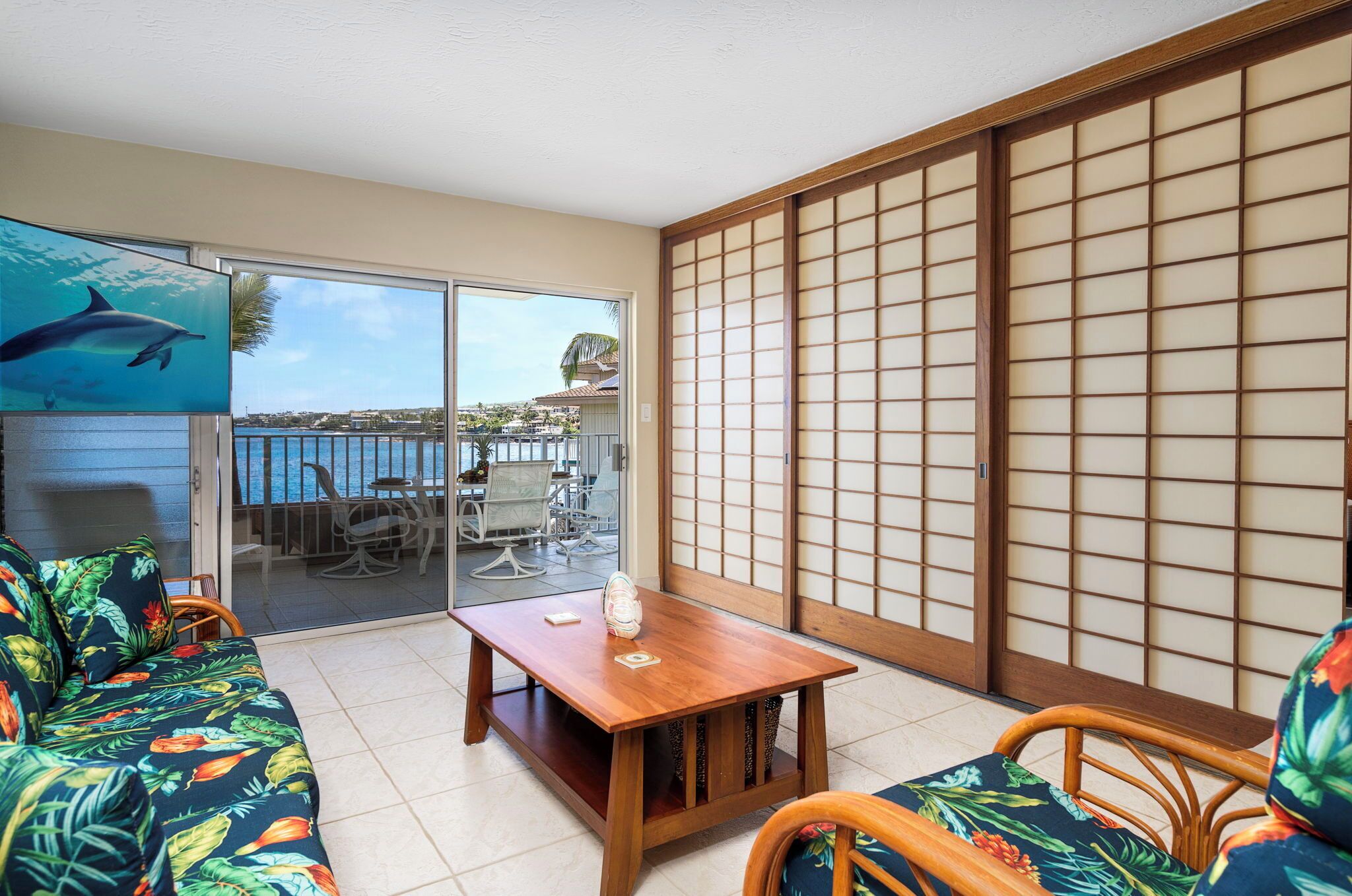 Condo, Multiple Beds, Lanai, Ocean View (Alii Villas 329) | Living area | 42-inch flat-screen TV with digital channels