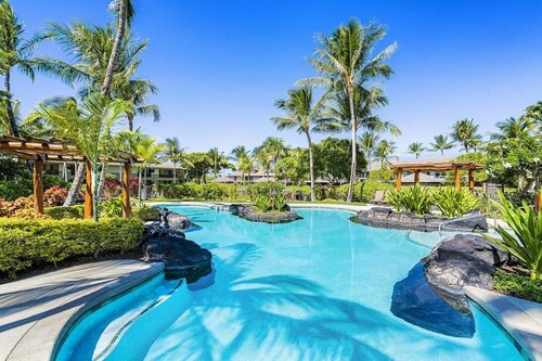 Prestigious Mauna Lani Resort - Luxurious End Unit - Large Private Lanai! -vrkcv