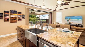 House, Multiple Beds, Lanai, Golf View (Holua Kai 6) | Interior