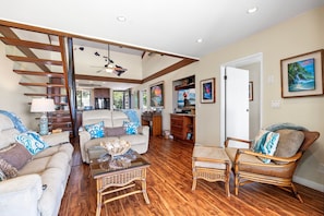 Living area - AC - Beautiful Ocean & Golf Views - 2 Bedrooms w/ Loft - Vrkcv (Kailua-Kona)