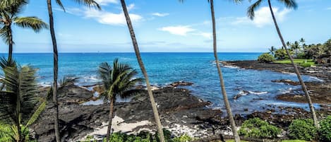 Una spiaggia nelle vicinanze