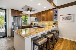 Condo, Multiple Beds, Lanai, Ocean View (Country Club Villas 318) | Private kitchen