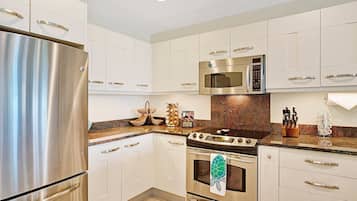 Hus - flera sÀngar - lanai - havsutsikt (Na Hale O Keauhou C1) | Eget kök | Matbord