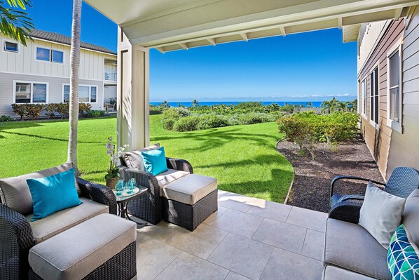 House, Multiple Beds, Lanai, Ocean View (Na Hale O Keauhou C1) | Terrace/patio