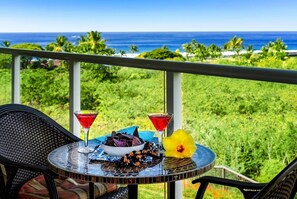 Townhome, Multiple Beds, Lanai, Ocean View (Na Hale O Keauhou N3) | Outdoor dining