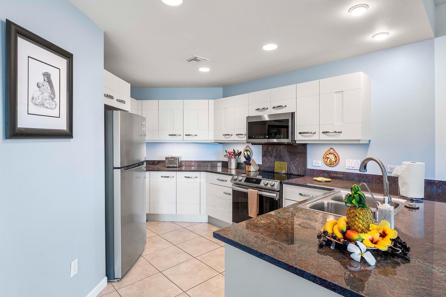 Townhome, Multiple Beds, Lanai, Ocean View (Na Hale O Keauhou N3) | Private kitchen | Fridge, microwave, oven, stovetop