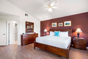 Townhome, Multiple Beds, Lanai, Ocean View (Na Hale O Keauhou N3) | 3 bedrooms, individually decorated, individually furnished, bed sheets