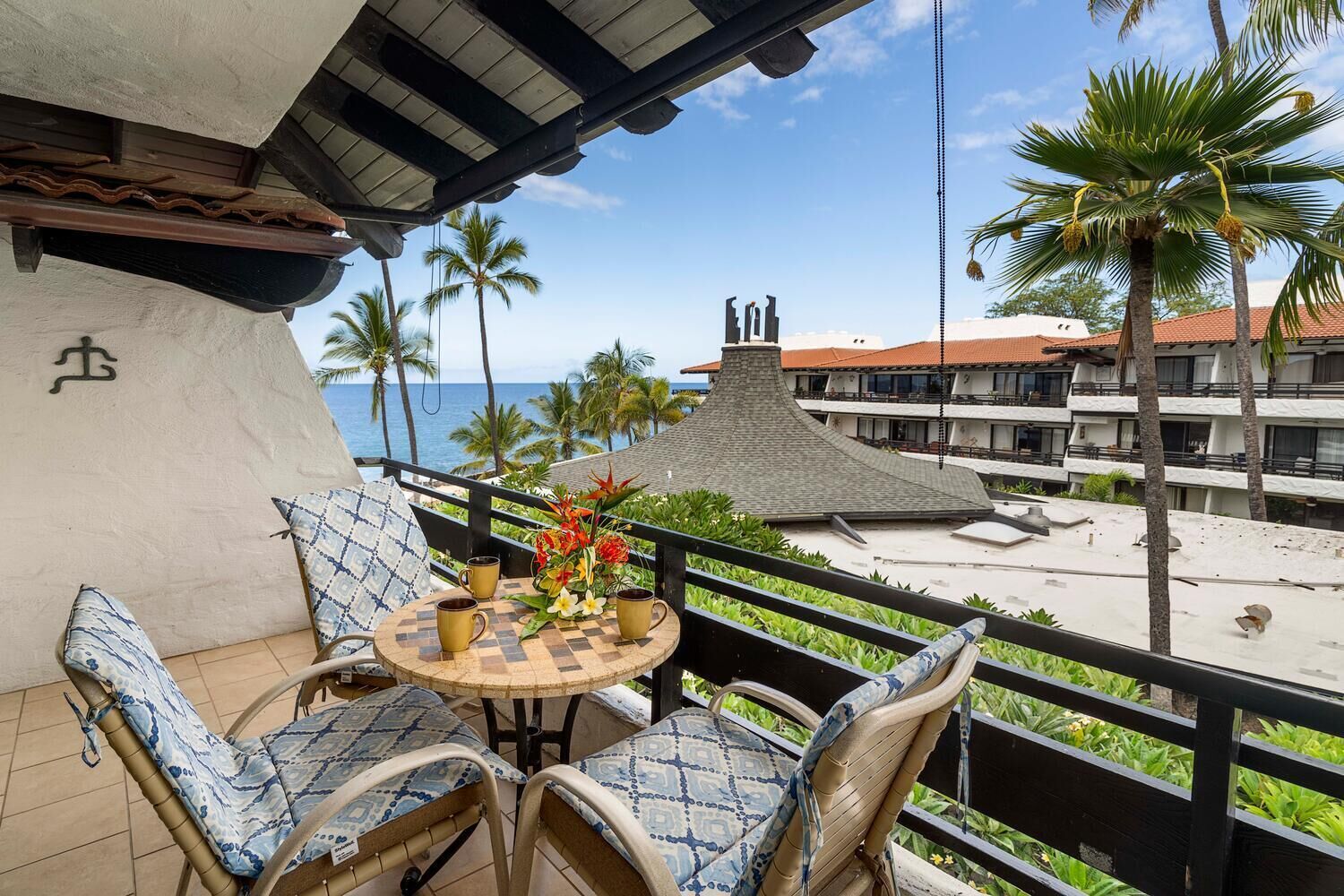 Condo, 1 Queen Bed, Lanai, Partial Ocean View (Casa de Emdeko 315) | View from room