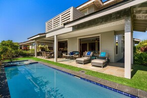 Outdoor pool, sun loungers