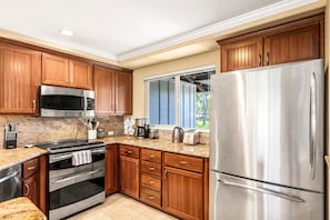 شقة - عدة أسرّة - بشرفة مسقوفة - بمنظر للمحيط (Golf Villas at Mauna Lani H22) | مطبخ خاص | ماكينة لصنع القهوة/الشاي