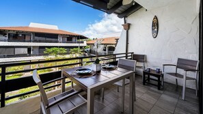 Condo, 1 King Bed, Lanai, Partial Ocean View (Casa de Emdeko 304) | View from room