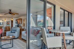 Condo, Multiple Beds, Lanai, Partial Ocean View (Kona Pacific A306) | Interior