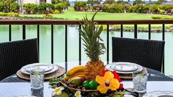 Condo, Multiple Beds, Balcony, Ocean View (Mauna Lani Terrace D203) | Outdoor dining