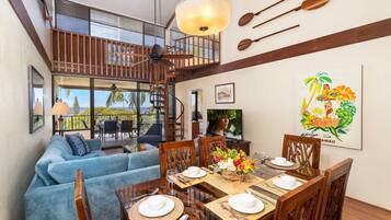 Appartement, meerdere bedden, veranda, uitzicht op oceaan (Country Club Villas 324) | 2 slaapkamers, individueel gedecoreerd, individueel gemeubileerd