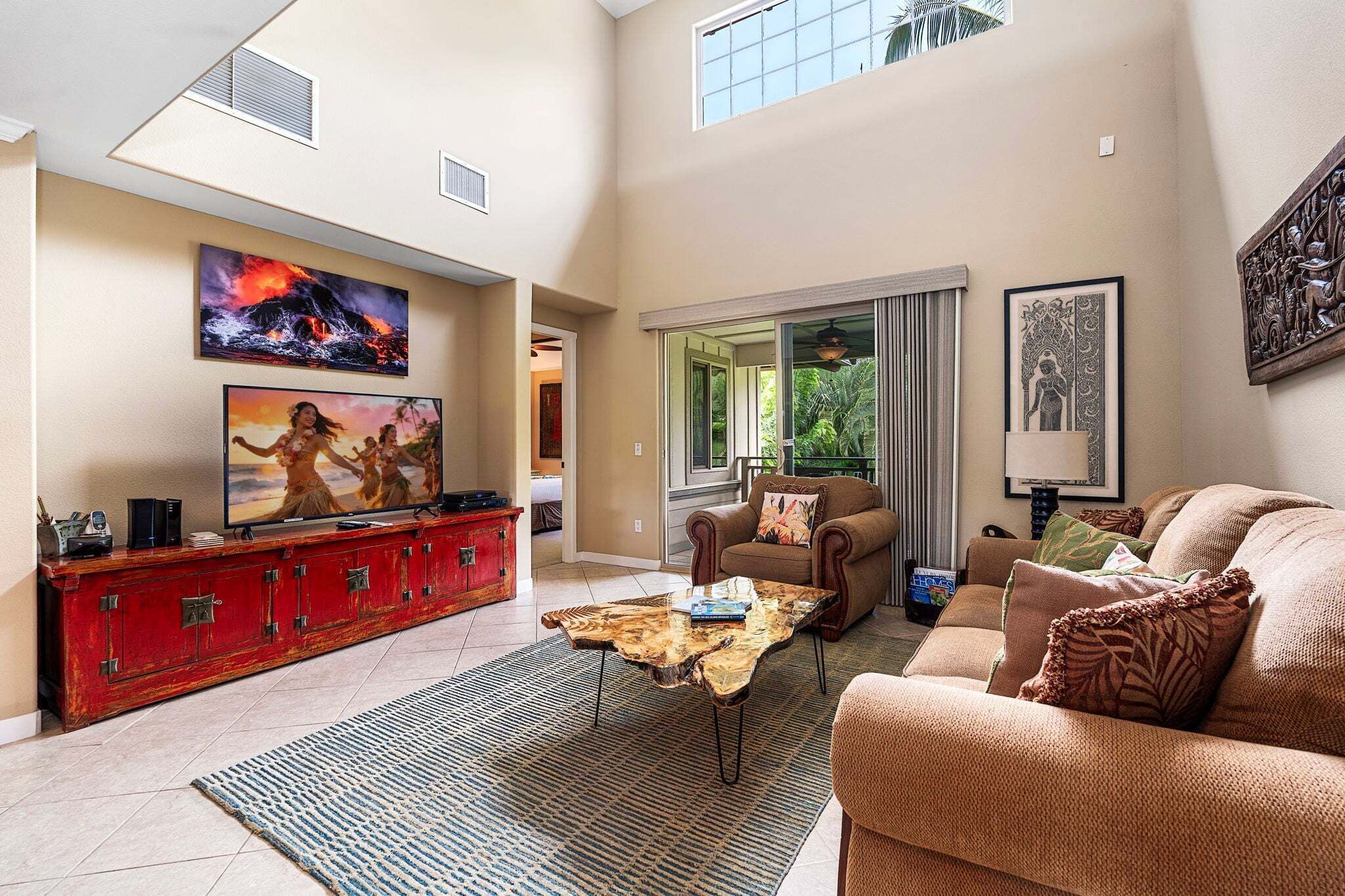 Condo, Multiple Beds, Lanai, Garden View (Palm Villas at Mauna Lani I23) | Living area | 42-inch flat-screen TV with digital channels