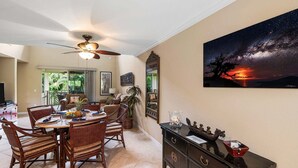 Apartment, Mehrere Betten, Veranda, Gartenblick (Palm Villas at Mauna Lani I23) | Speisen