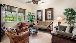 Townhome, Multiple Beds, Lanai, Golf View (Kulalani at Mauna Lani 404) | Living area | 42-inch flat-screen TV with digital channels